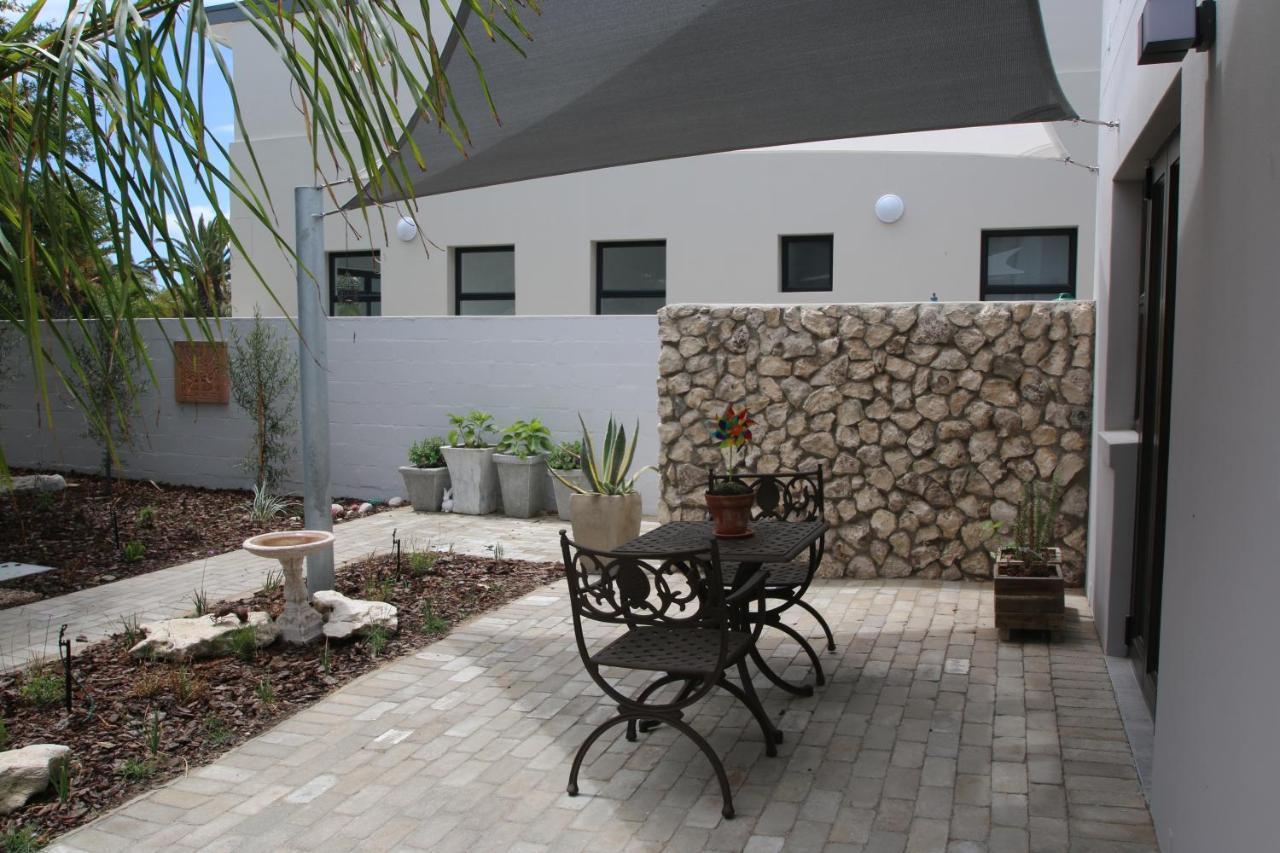 Albatross Guesthouse 랑게바안 외부 사진